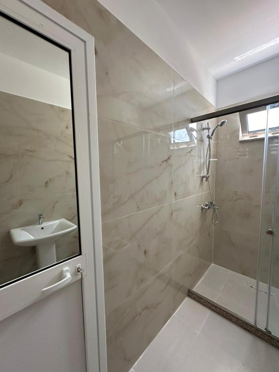 Tafi Appartement Shëngjin