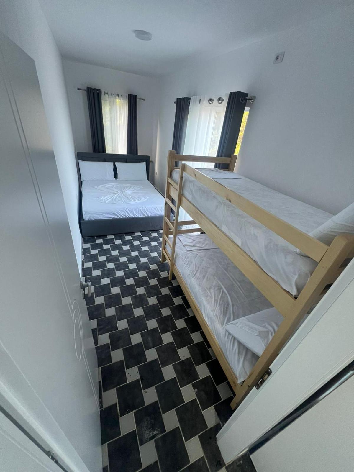 Appartement Tafi Shëngjin