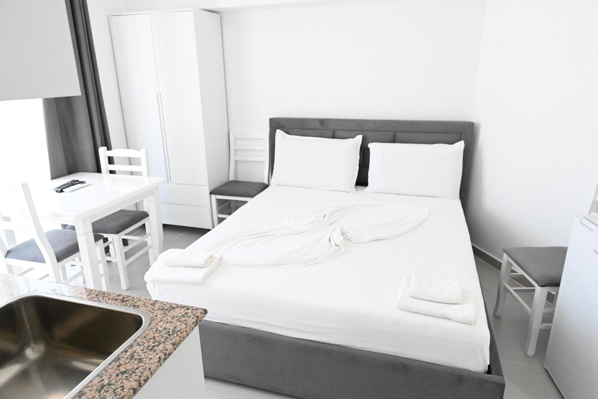 Tafi & Art Space Apartament Shëngjin