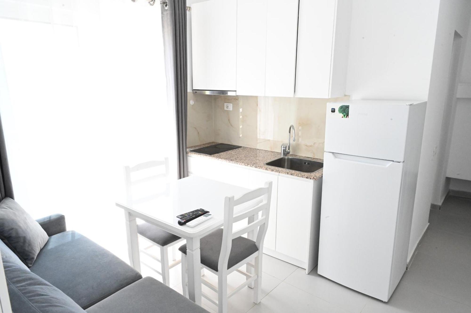 Tafi & Art Space Apartament Shëngjin