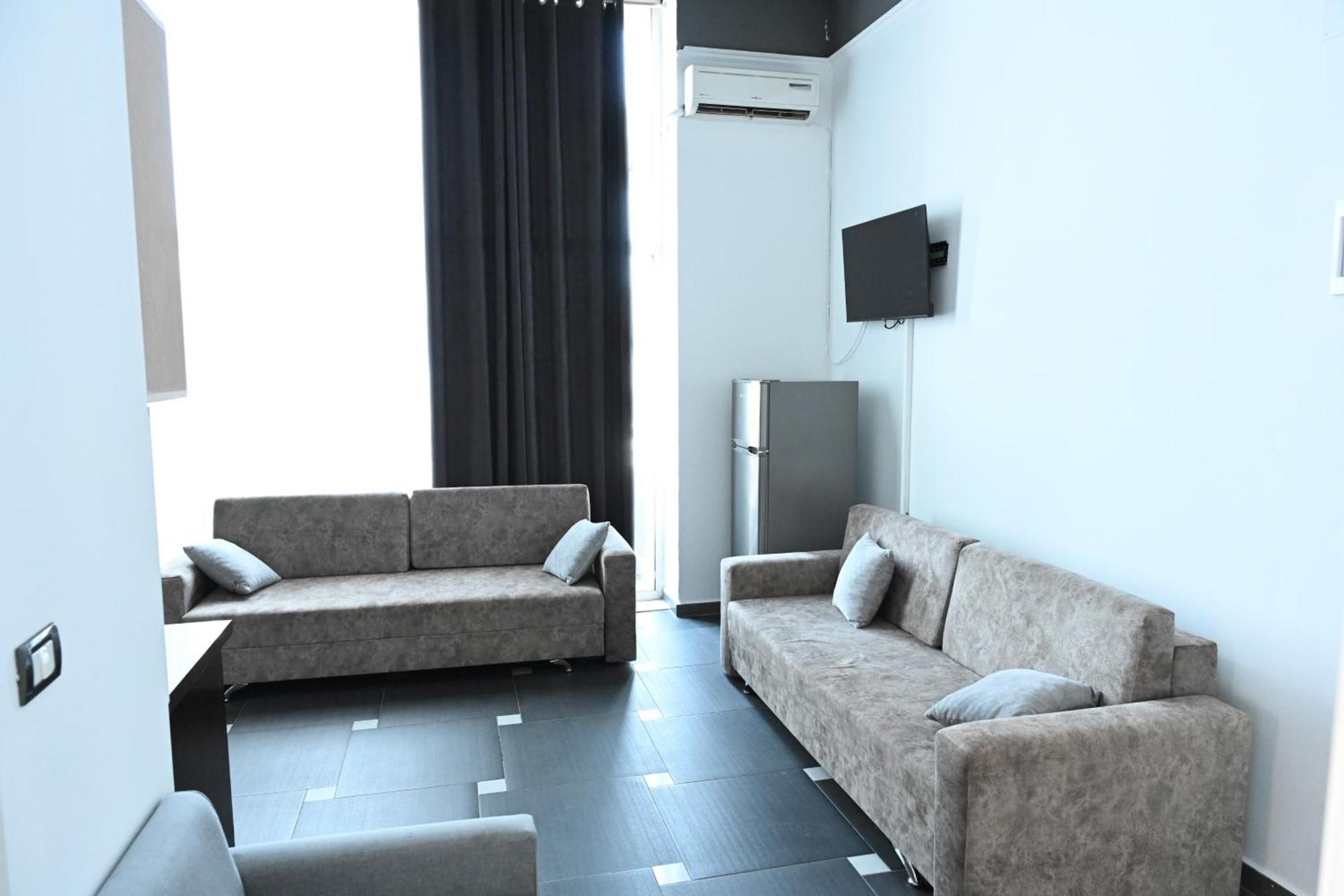 Tafi & Art Space Apartament Shëngjin